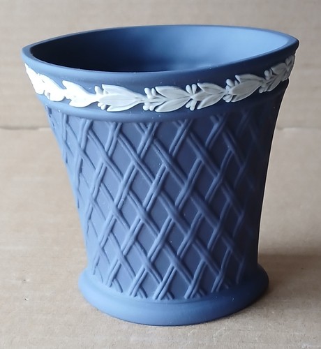 Wedgwood portland blue - wedgwood,