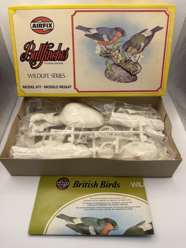 Airfix bullfinches wildlife - airfix, (wildlife