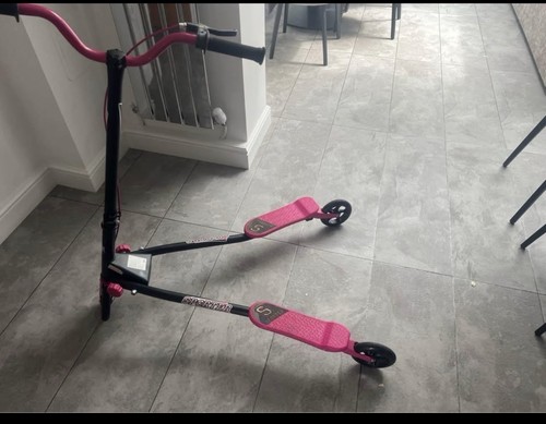 Flicker scooter age - age, approx
