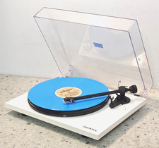 PRO-JECT Essential III PHONO