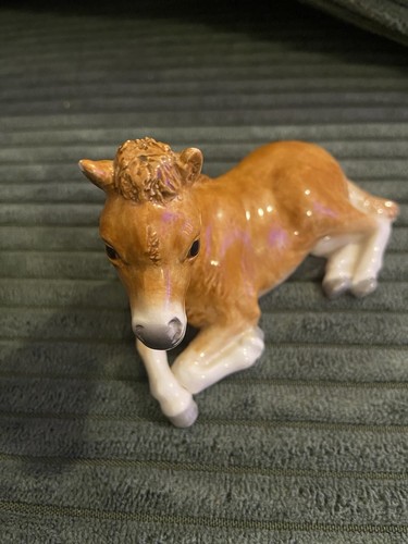 Beswick laying down foal - beswick, foal,