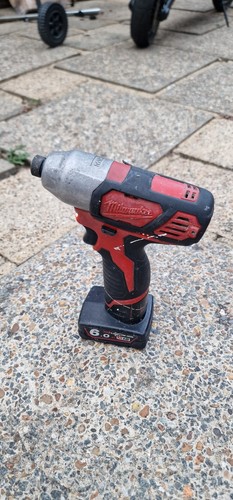 Milwaukee m12 impact - milwaukee, driver
