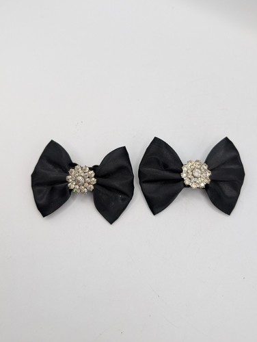 Vtg musi black bow shoe - vtg, clips