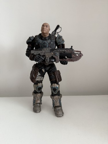 Neca gears war lieutenant - of,