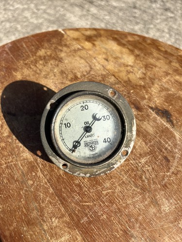 Smiths vintage oil - oil, pressure