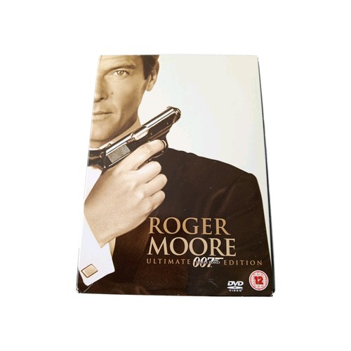 Roger moore ultimate 007 - moore,