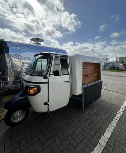 Mobile prosecco gin - prosecco,, or