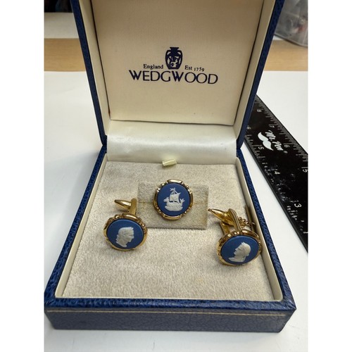 Wedgwood blue jasperware - wedgwood,