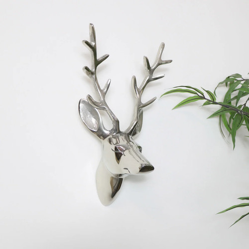 Metal polished silver wall art
