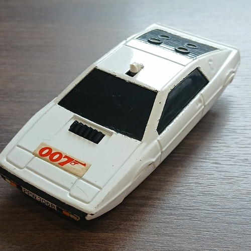 Corgi 007 james bond lotus - james,