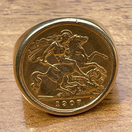 Ring mounted half sovereign - ring,