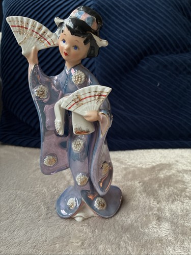 Vintage geisha statuette - vintage,