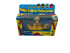 Vintage 2000 Corgi 05404 The Beatles Yellow Submarine