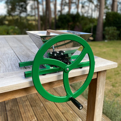 Manual apple scratter pulper - manual,