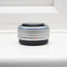 Olympus M.Zuiko Digital 17mm
