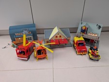 LARGE FIREMAN SAM RESCUE SET PLAYSET 3 Buildings 4 Vehicles 8 FIGURES GUC 1#