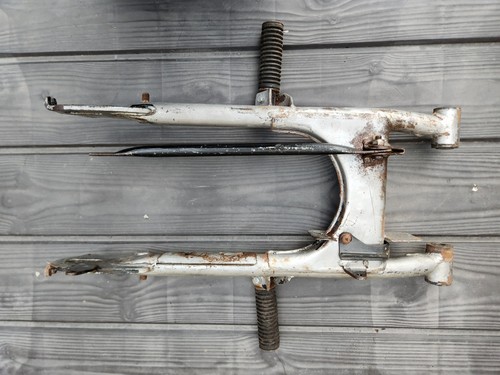 Honda 125 swing arm - cg,