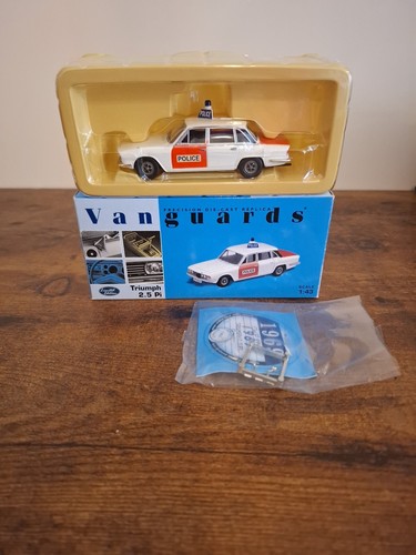 Vanguards va08201 triumph - vanguards, 1/43