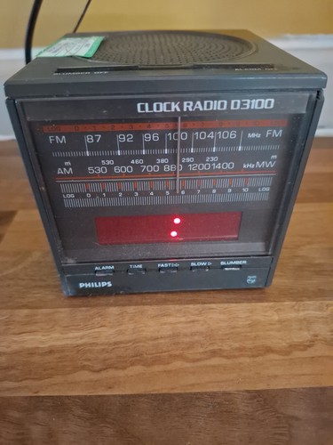 Philips clock radio 03100 - philips,