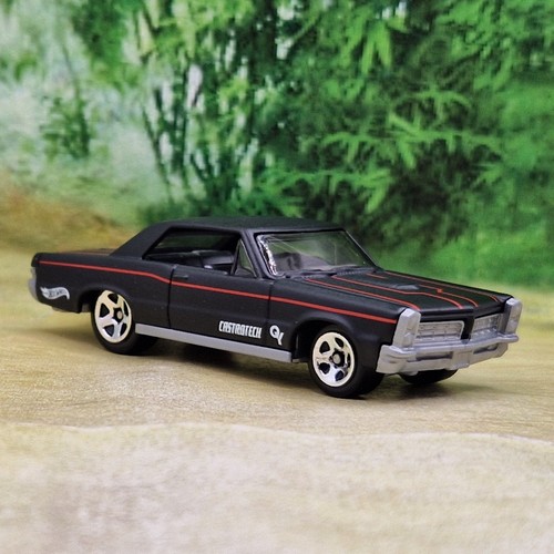 Hot wheels pontiac gto - hot,
