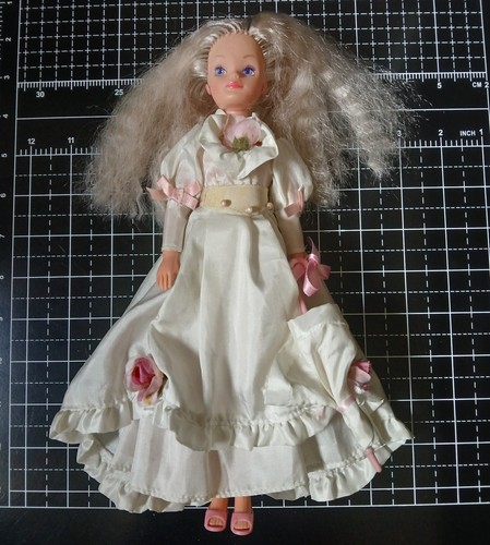 Romance roses sindy - sindy, vintage