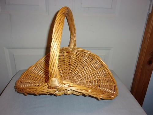 Vintage large wicker - vintage, woven