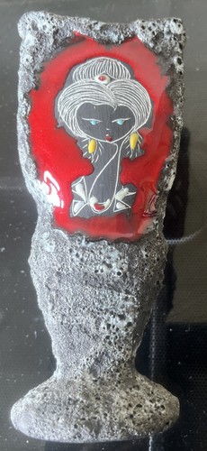 Vintage lava glazed - lava, scraffito