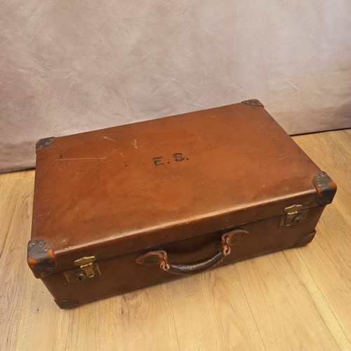 Vintage large vulcanized - large, brown