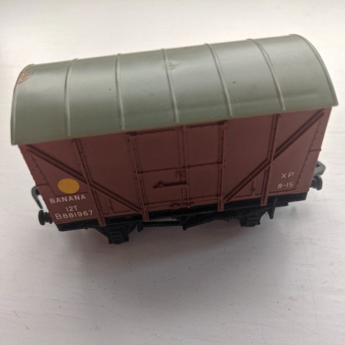 Hornby gauge box wagon - box,