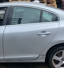 VOLVO S60 MK2 10-14 PASSENGER REAR BARE DOOR NSR 42600 SILVER SALOON *BREAKING*