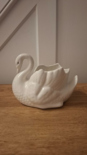 White ceramic swan planter - ceramic,