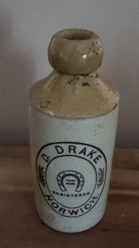 Ginger beer bottle drake - ginger,