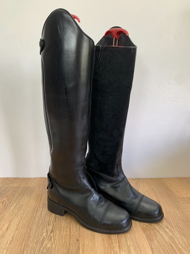 Ariat horse riding boots - horse,