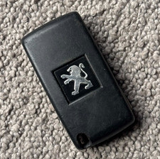 GENUINE PEUGEOT 2 BUTTON