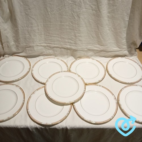 Royal doulton dinner plates - royal,