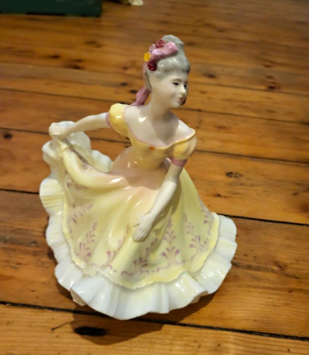 Royal doulton lady yellow - lady,