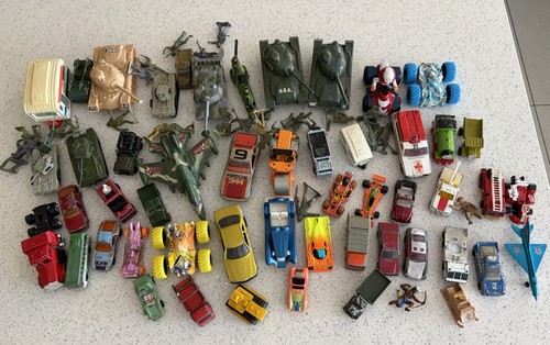 Mixed job lot mostly - mostly, cars
