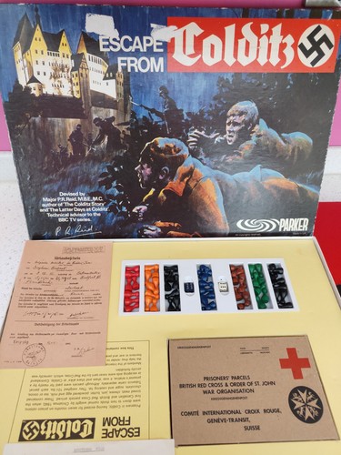 Escape from colditz board - escape, game