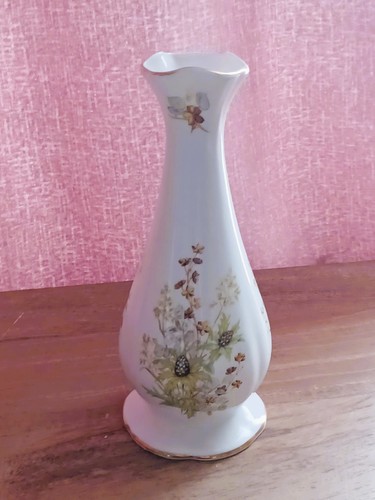 Vintage 1970s royal tara wild - royal,