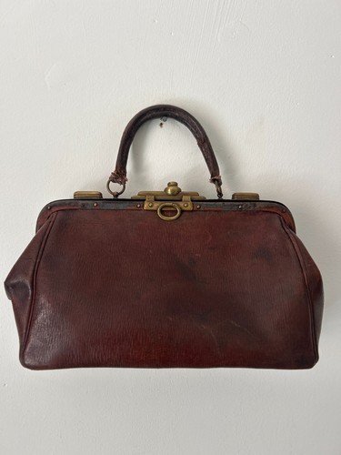 Antique 1920s gladstone bag - gladstone,