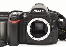 Nikon D90 DSLR Camera Body