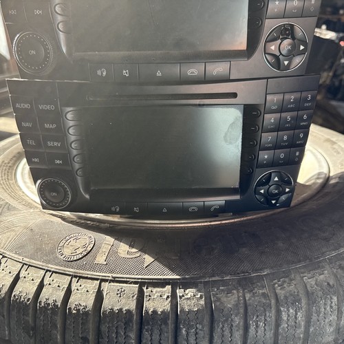 Mercedes car radio 7039 - mercedes, be