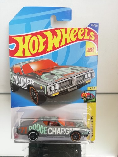 Hot wheels dodge charger - "71,