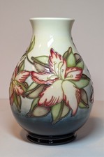 Moorcroft Lily's vase - Vicky