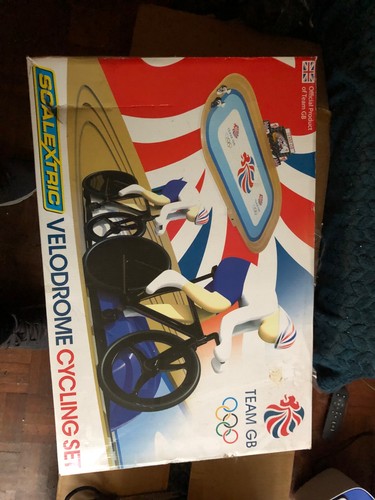 Scalextric team velodrome - team, gb