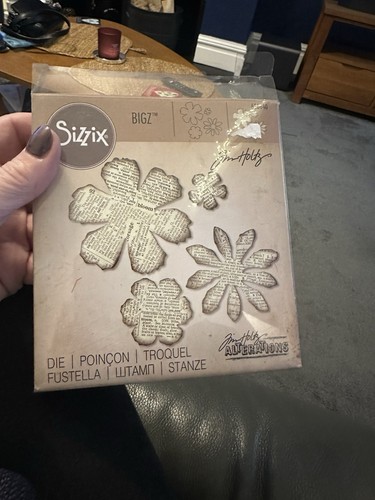Sizzix die bigz flowers 656640 - die,