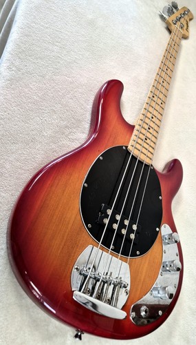 Westfield music man stingray - music,