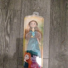 Disney Princess Royal Shimmer 10-inch Merida Doll 
