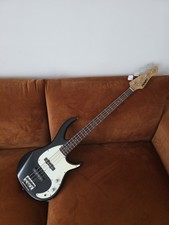 Peavey Milestone III –