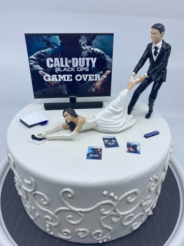 Gamer bride and - and, groom
